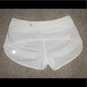 white lululemon shorts